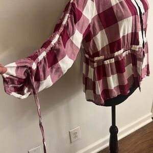 Cato Block Style Top W/Ruched Tie Sleeves, Button Down, Ruched Waist, Sz. M.